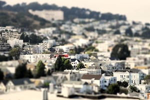 Aly and O in the shadow